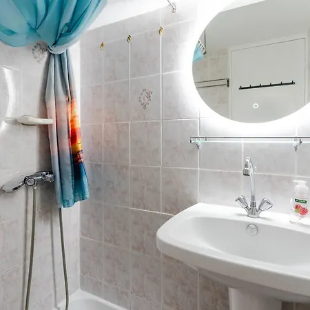 T3 A Avec Climatisation Et Jardin - Fr-1-409a-36 Villa